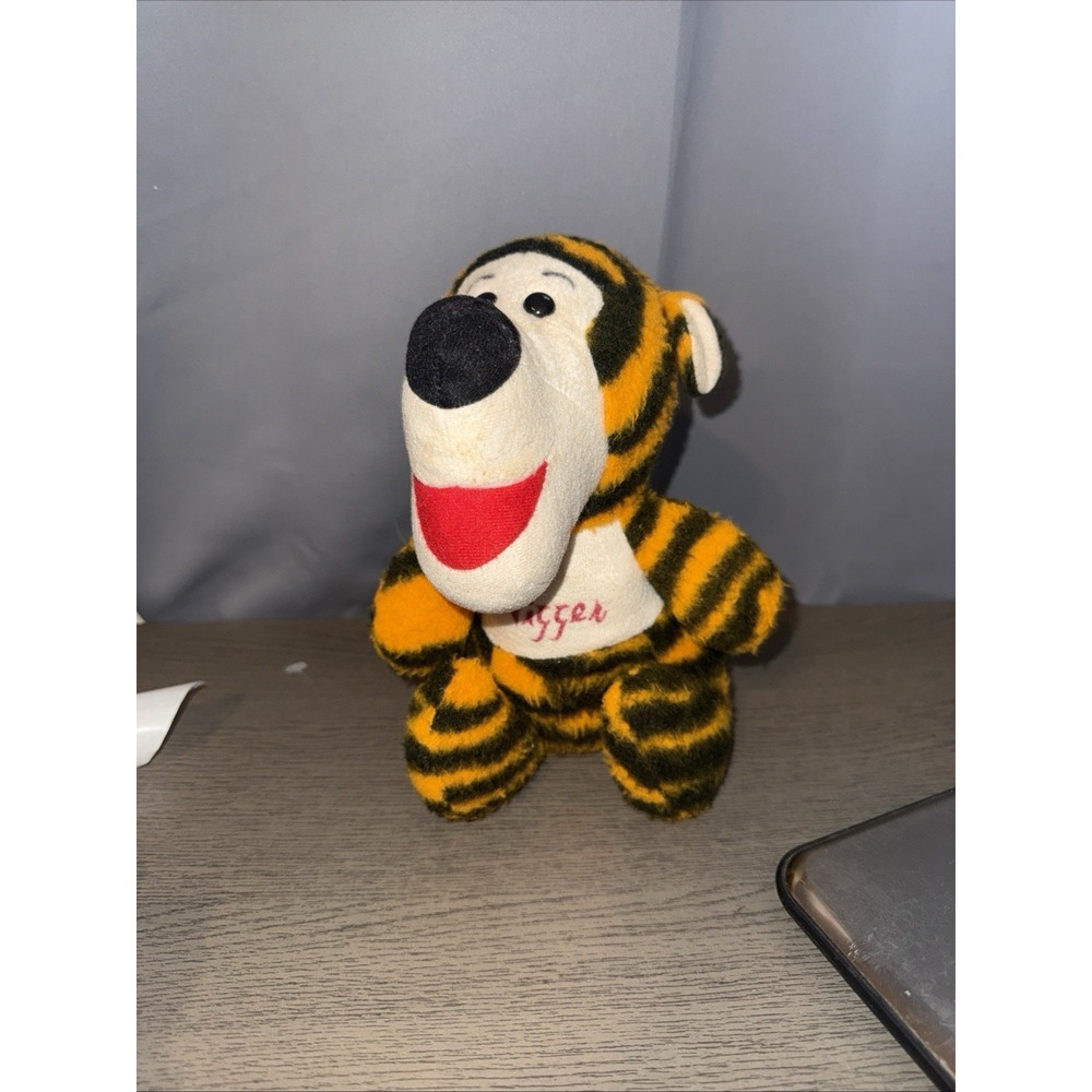Vintage Sears 70's Tigger Winnie The Pooh Walt Disney 10in Plush Gund